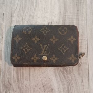 Louis Vuitton Monogram Porte Monnaie Tresor Wallet